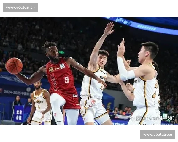 篮球比赛技术统计分析与数据解读：全面剖析球员表现及比赛走势